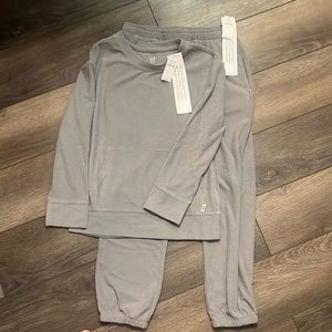 Gap- Boys Size 8 PJ set, waffle material, cozy, with pocket on long sleeve top